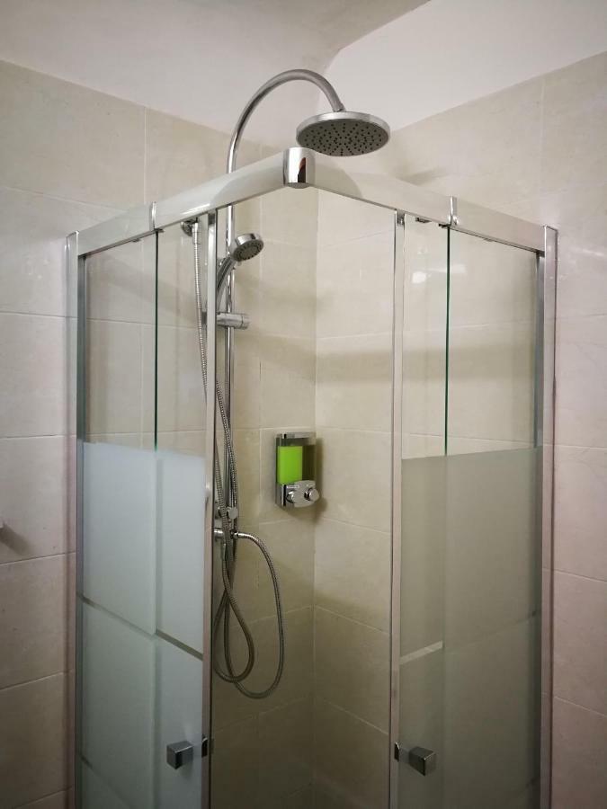 باري Your Shelter - Private Apartment المظهر الخارجي الصورة